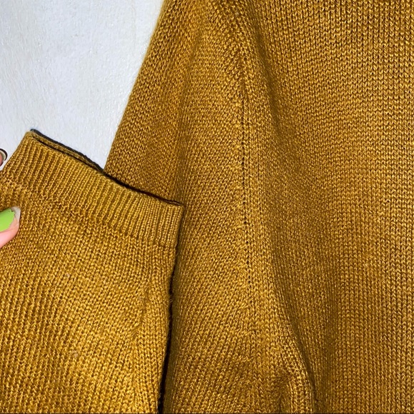 cardigan - Picture 3 of 3